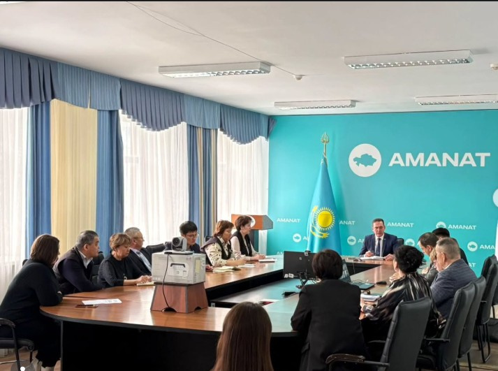 Арнайы балалар мекемелерінде балалар құқықтарының сақталуы мен жүзеге асырылуы мәселелеріне арналған кездесу