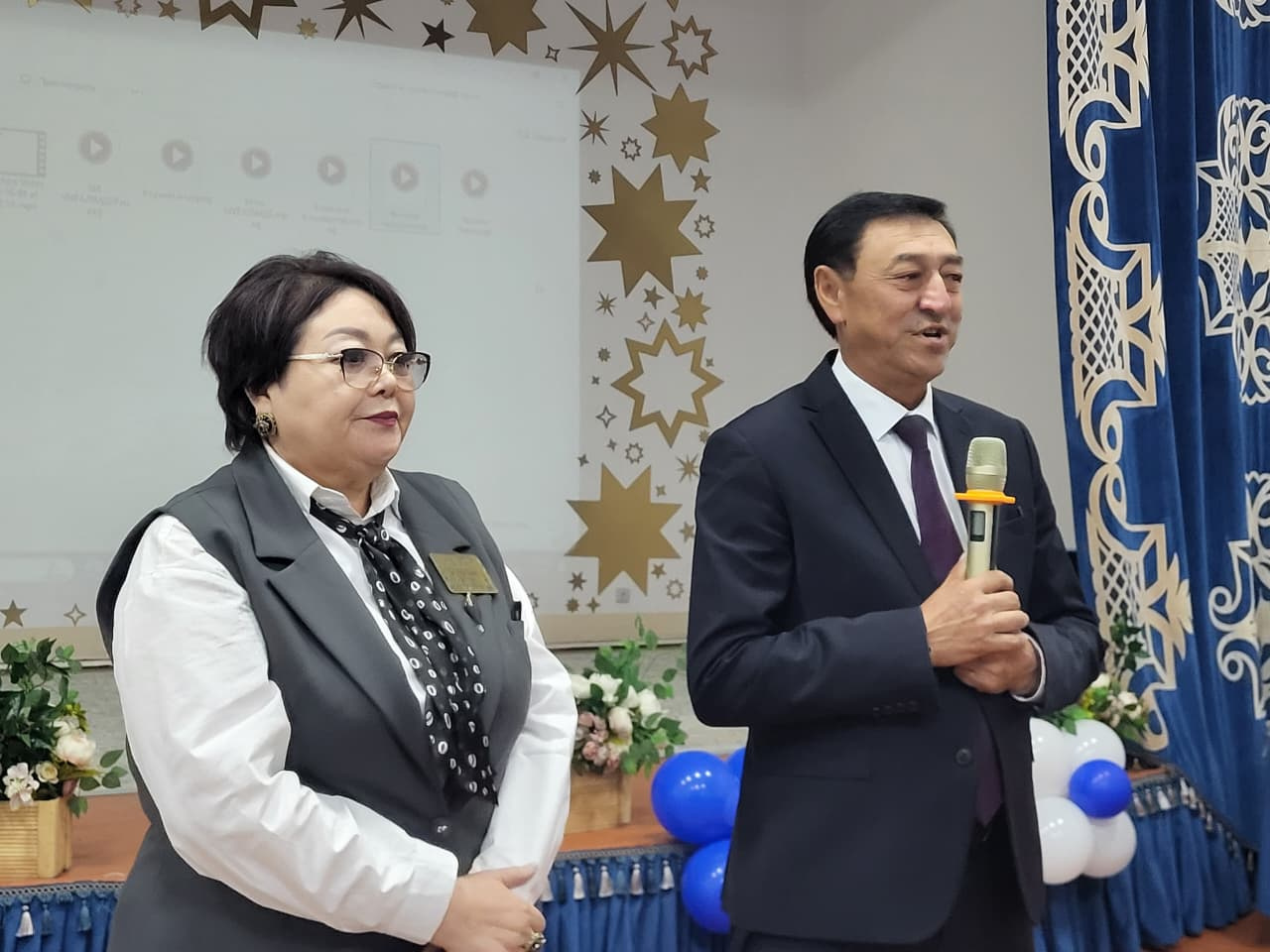 «Ұстаз және мемлекет» тақырыбындағы кездесу
